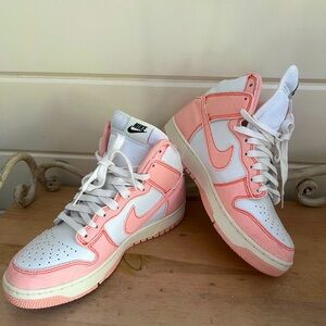 Women’s Nike Hi Dunk 1985 Artic Orange size 8.5